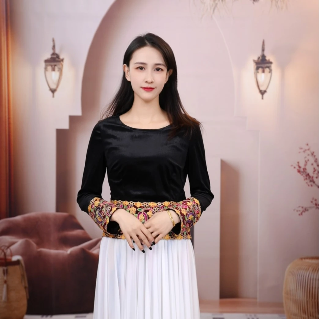 T-20 短款民族风金丝绒巴达木侧拉链上衣