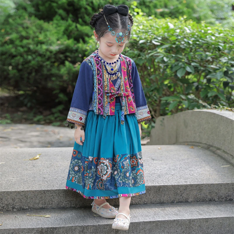 女童汉服儿童少数名族连衣裙2024春秋新款苗疆服饰女孩唐装公主裙