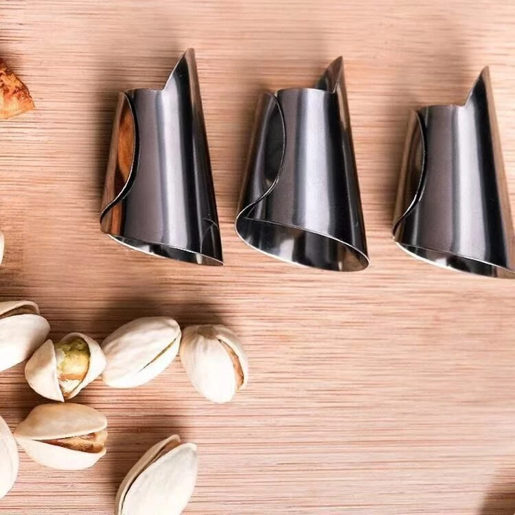 剥豆虾剥毛豆神器铁指甲套拨豆子指鸡头米指套剥壳工具切菜护手器