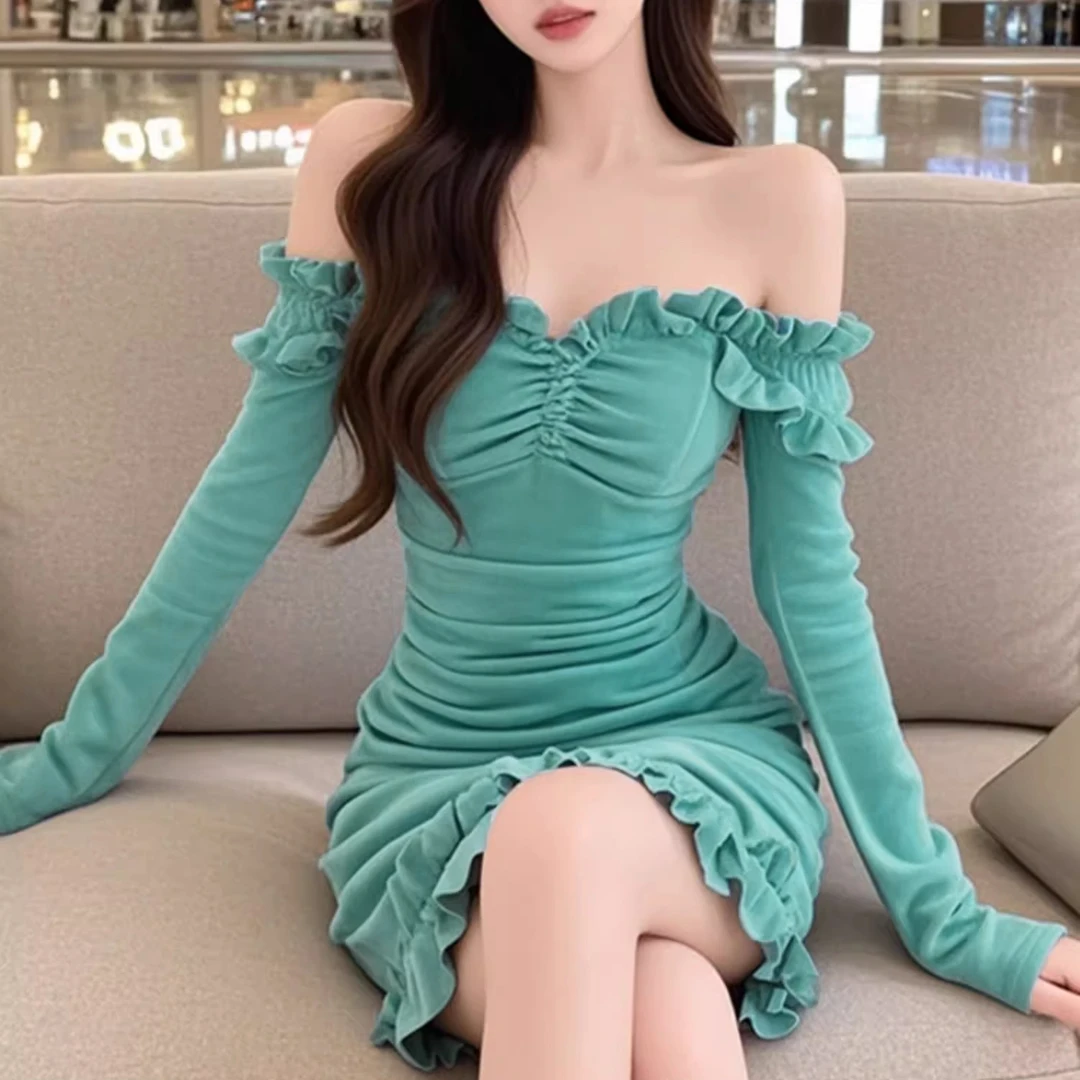 秋季新款法式木耳边一字肩连衣裙纯欲气质御姐范收腰显瘦包臀短裙