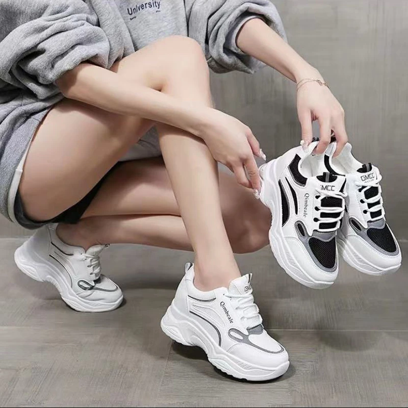 秋冬潮流时尚老爹鞋2025新款简约百搭厚底增高小白鞋运动休闲鞋