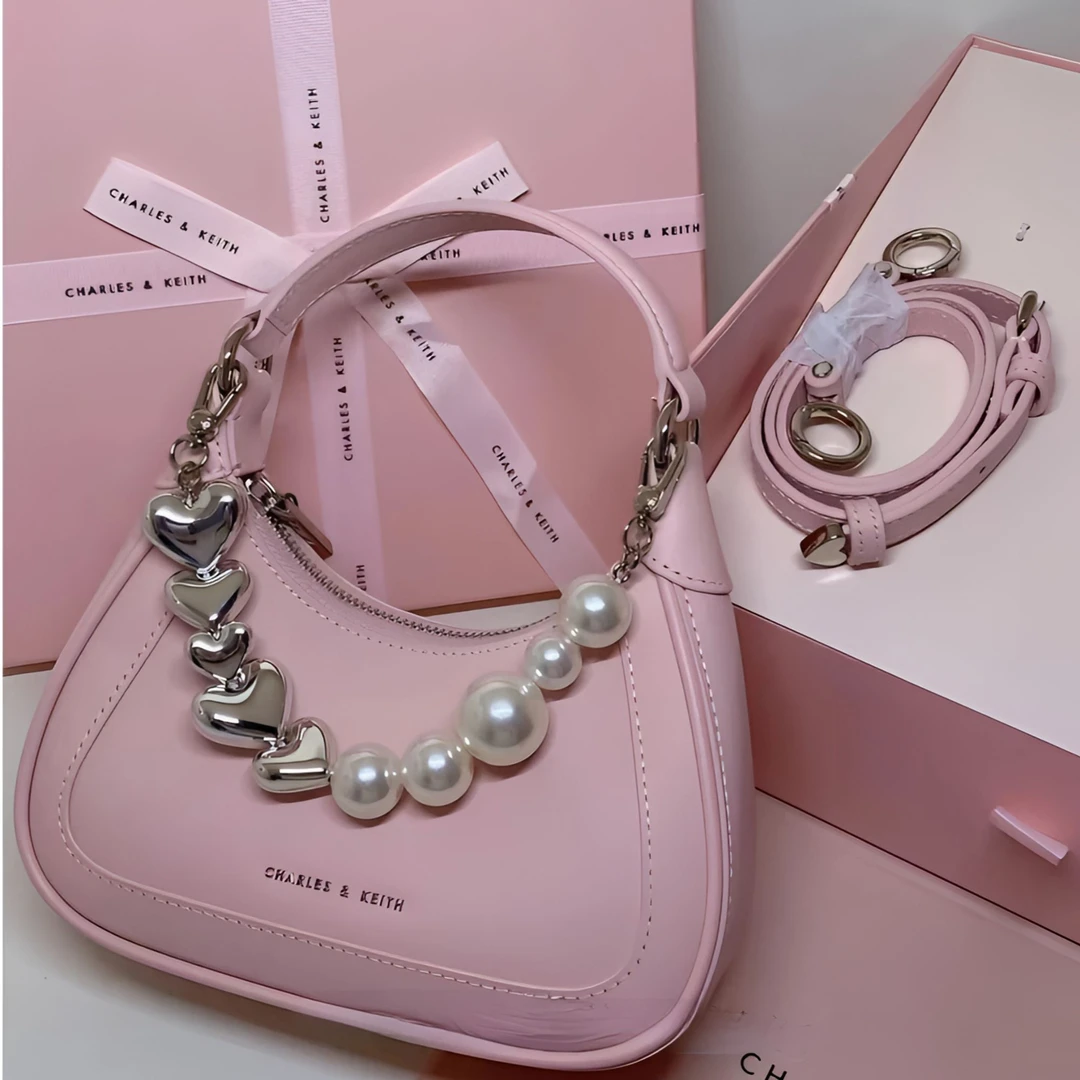 全新未使用 CHARLES & KEITH 粉色盒子单肩包/30204/姐妹花