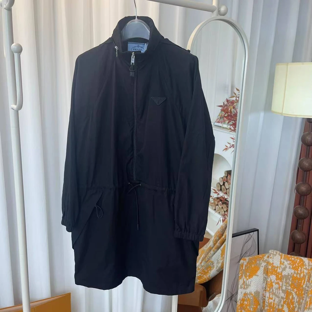 Prada/普拉达双双臻选/na31626/普拉达冲锋衣/38码