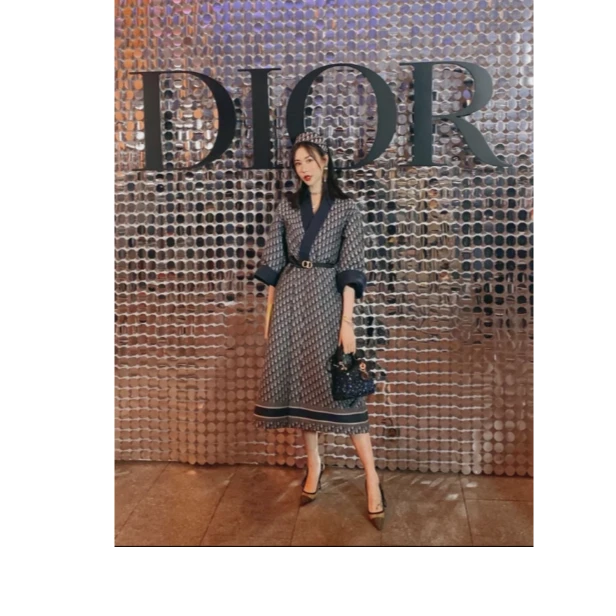 DIOR/迪奥双双臻选/vv00256/迪奥大衣/F36码