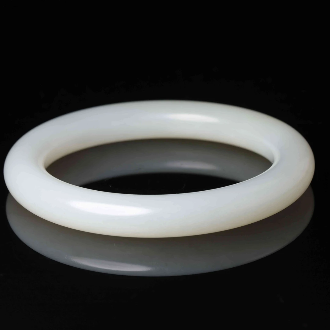 909清代和田玉圆条手镯310