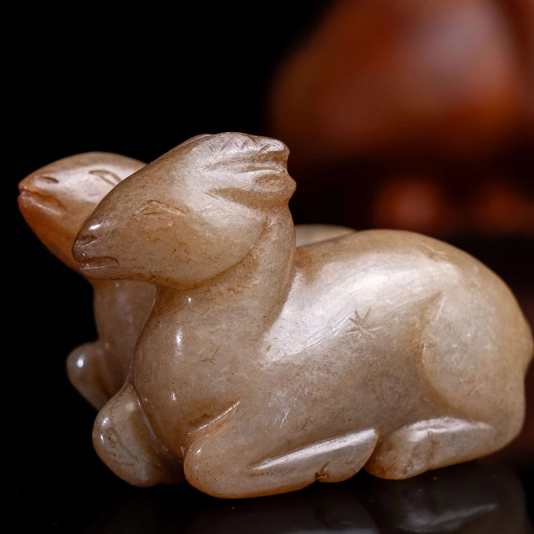 264明代和田玉双鹿花件1036