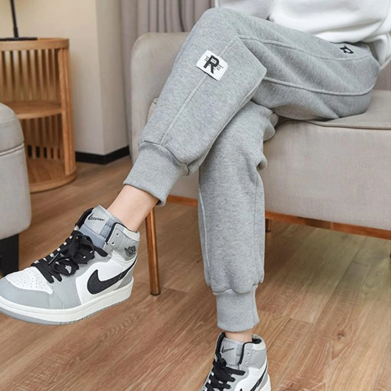 孕妇裤子秋冬休闲卫裤新款大码时尚休闲外穿直筒裤百搭显瘦哈伦裤