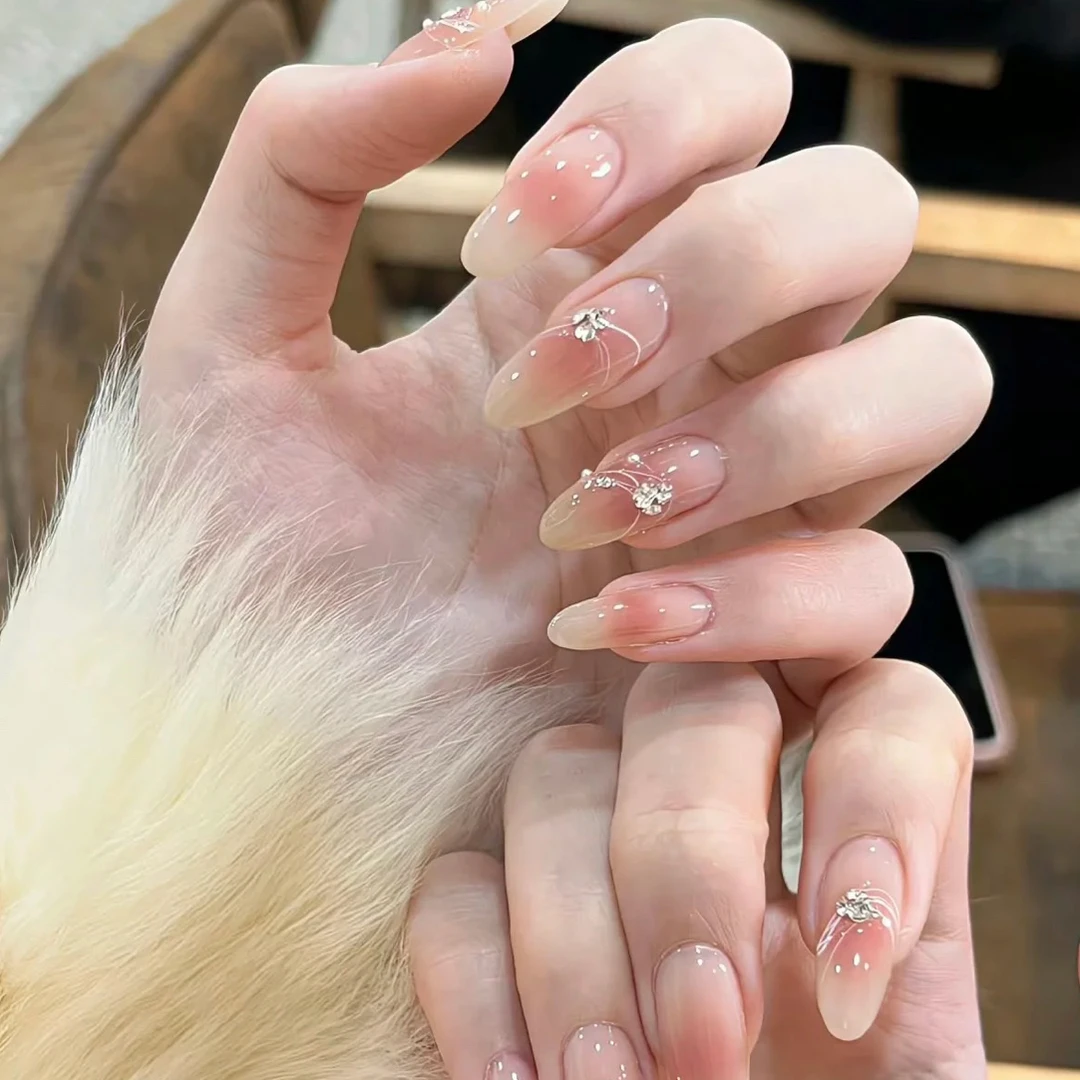 《纯欲风腮红美甲合集》纯手工冰透光疗美甲高级定制穿戴甲欢迎投稿