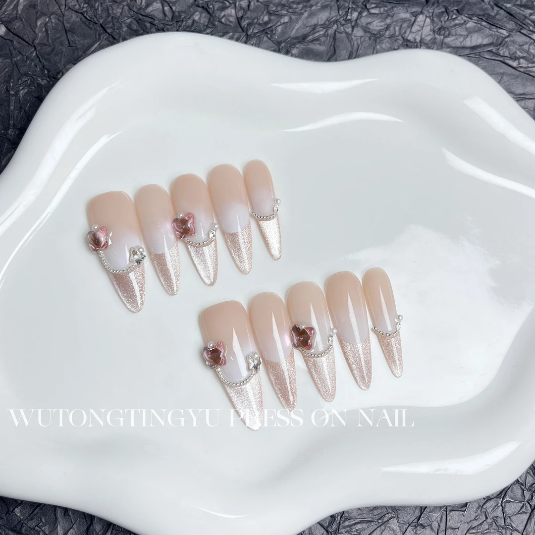 《南柯一梦》指尖法式猫眼渐变纯欲气质33尖纯手工穿戴甲裸色白色