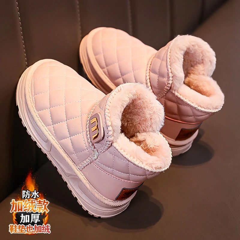 小黄鸭状元女童雪地靴冬季2023新款儿童保暖棉靴女孩棉鞋加绒面