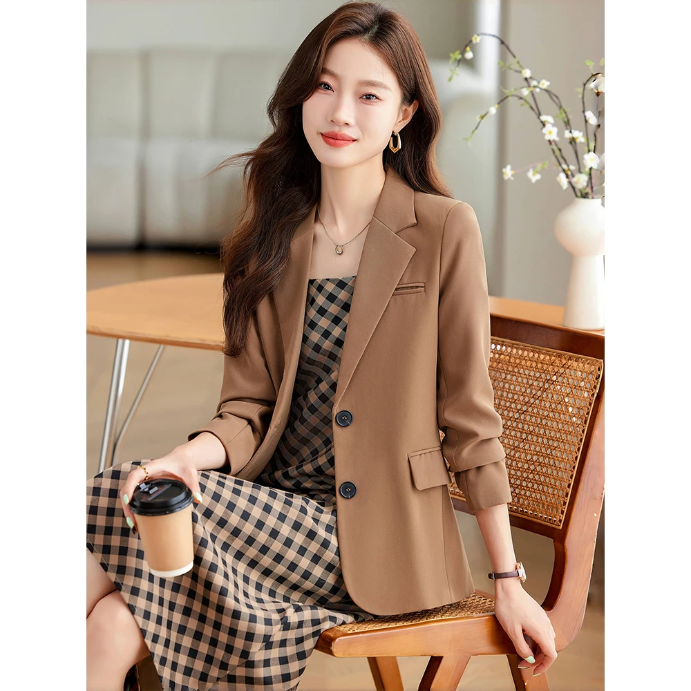 咖色小西装外套女2025新款春秋高级感小个子连衣裙西服套装两件套