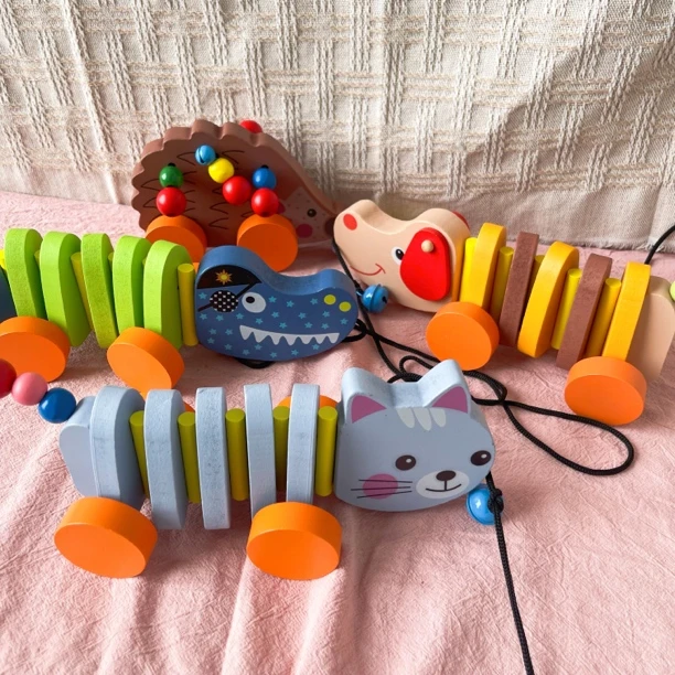 儿童木质宝宝动物狗狗鳄鱼小猫刺猬造型学步拖拉车微瑕介意勿拍