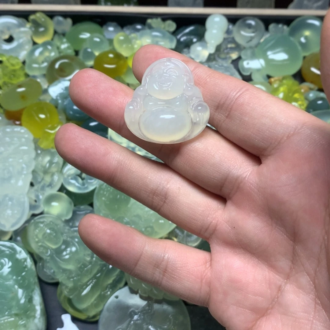 【闪购商品】蛇纹石玉挂坠未镶嵌