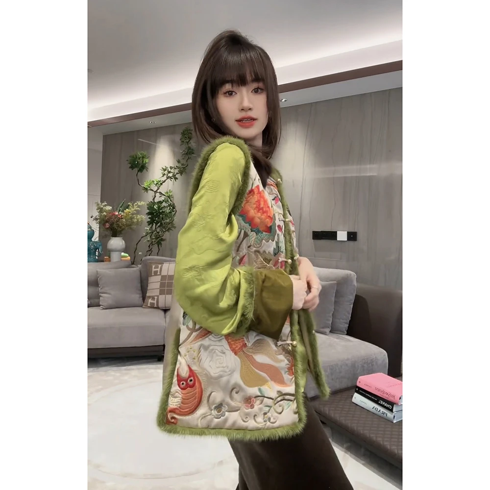 2025年新款冬装女个性洋气复古新中式国风重工刺绣马甲内搭上衣套