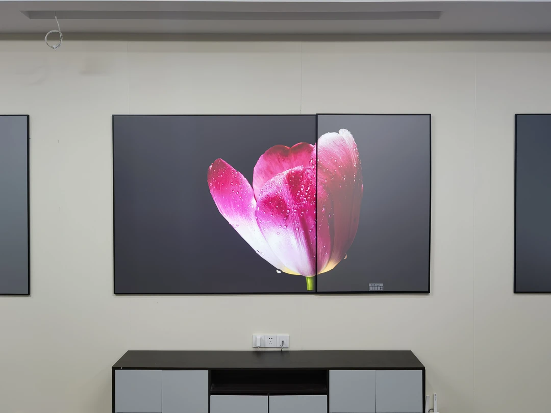 冠朴厂家用菲斯特厂家的膜片制作的菲涅尔硬屏投影仪抗光幕100寸