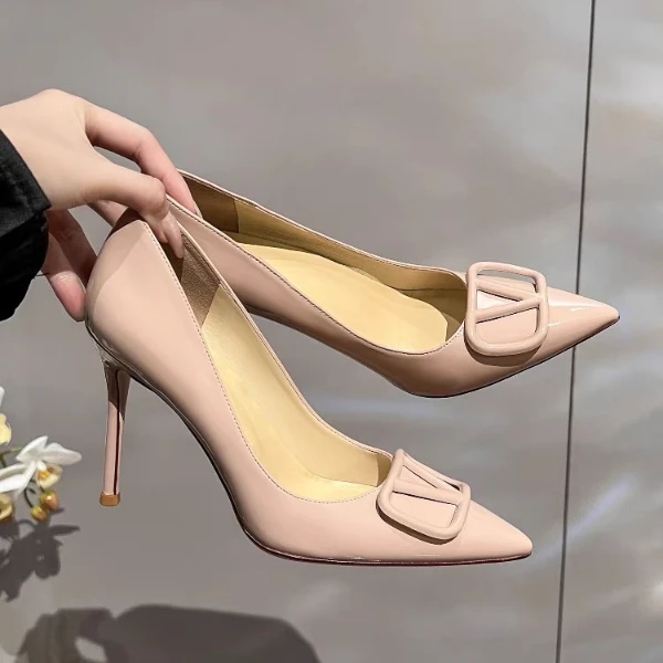 裸色高跟鞋女2025年新款春季尖头细跟法式漆皮气质职业百搭单鞋女