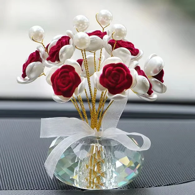 汽车摆件珍珠玫瑰花车饰品女神款汽车中控台摆件高档2024年网红款