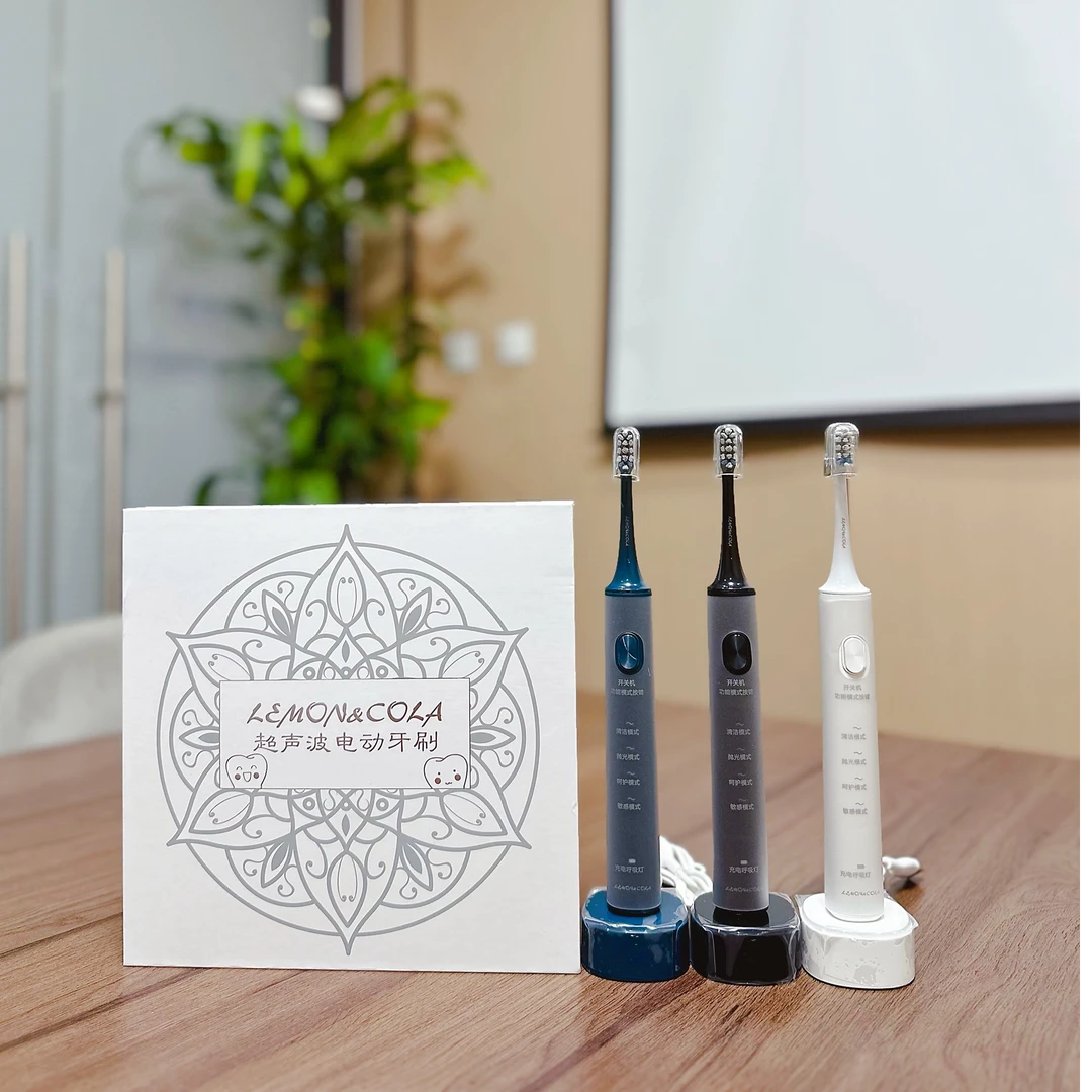 FL 电动牙刷 智能深度清洁 超强声波马达