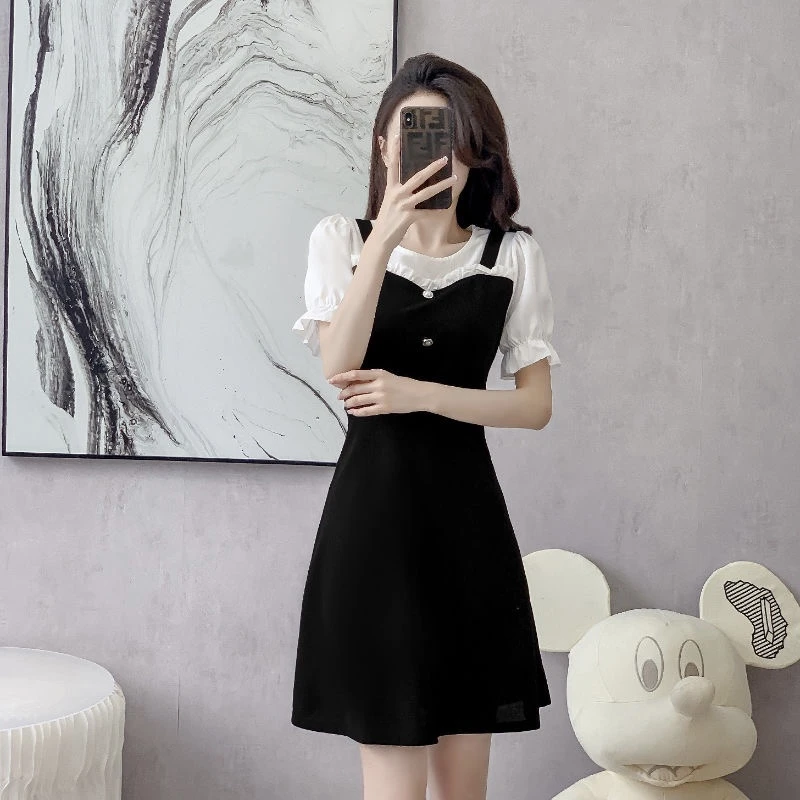 连衣裙女夏季新款2025年赫本风裙子气质小黑裙夏季法式拼接假两件