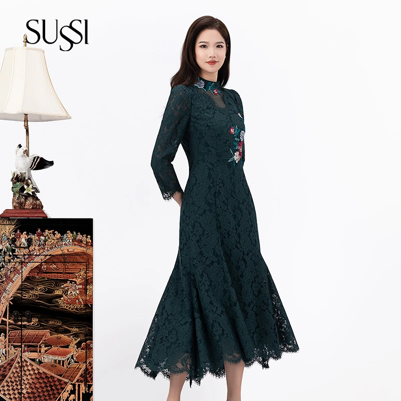 【丝薏生霞】SUSSI/古色25春秋墨绿色蕾丝圆领刺绣高腰显瘦连衣裙女