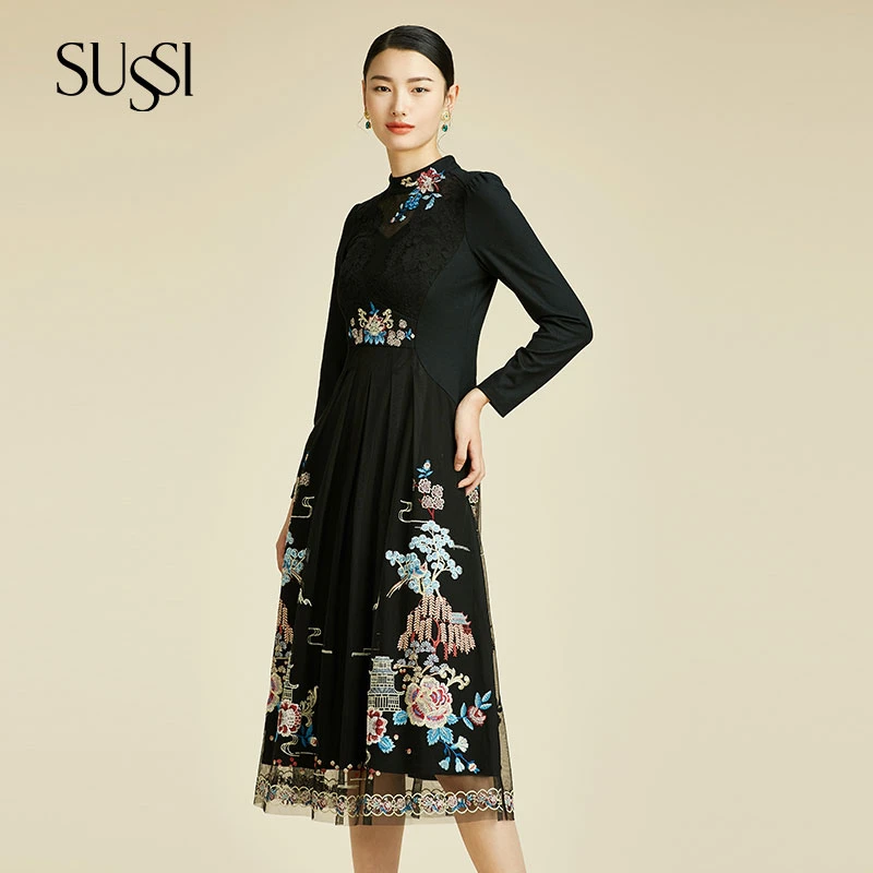 SUSSI/古色商场同款黑色网纱刺绣立领中长款礼服修身印花
