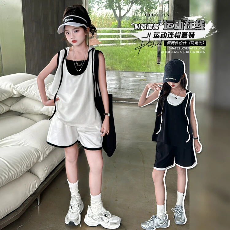 俏咪咕夏季新款运动时尚连帽无袖假两件背心休闲短裤套装
