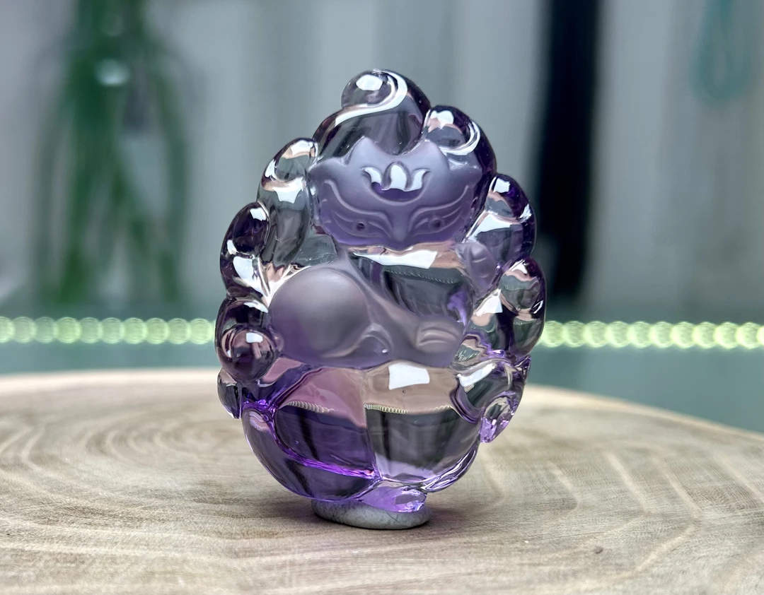 天然紫水晶九尾狐吊坠冰透女士紫色精美手工女款时尚高冰项链吊坠