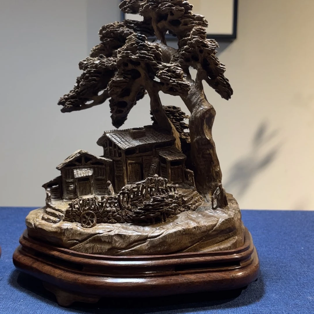 楠木无**我木雕工艺品摆件