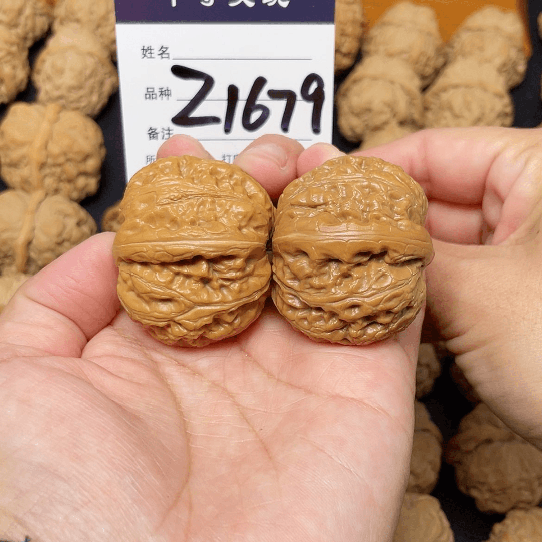 【闪购商品】文玩核桃吊坠爺****偙