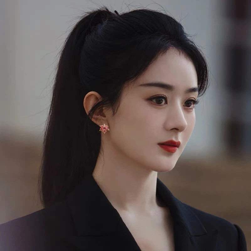 铜合金耳饰 赵丽颖同款秋冬红枫叶耳夹高级感吸睛耳环2026年新款