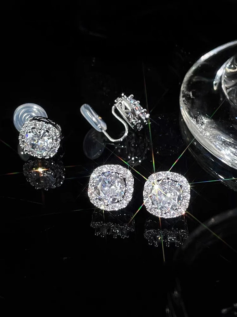 铜合金耳饰 「方糖锆石」比路灯还亮~超闪锆石无耳洞蚊香盘耳夹女