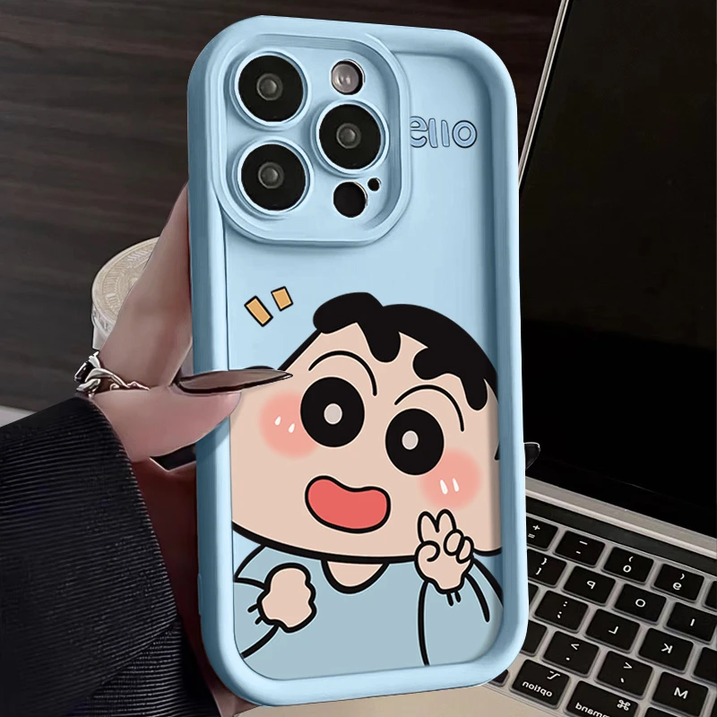 蜡笔小新比耶龙苹果15promax手机壳iPhone14网红13PRO卡通12可爱