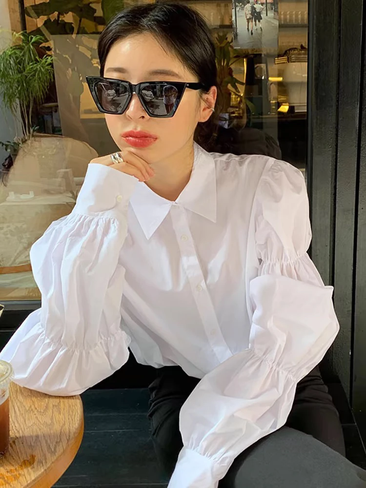 白色泡泡袖福利打底衬衫580