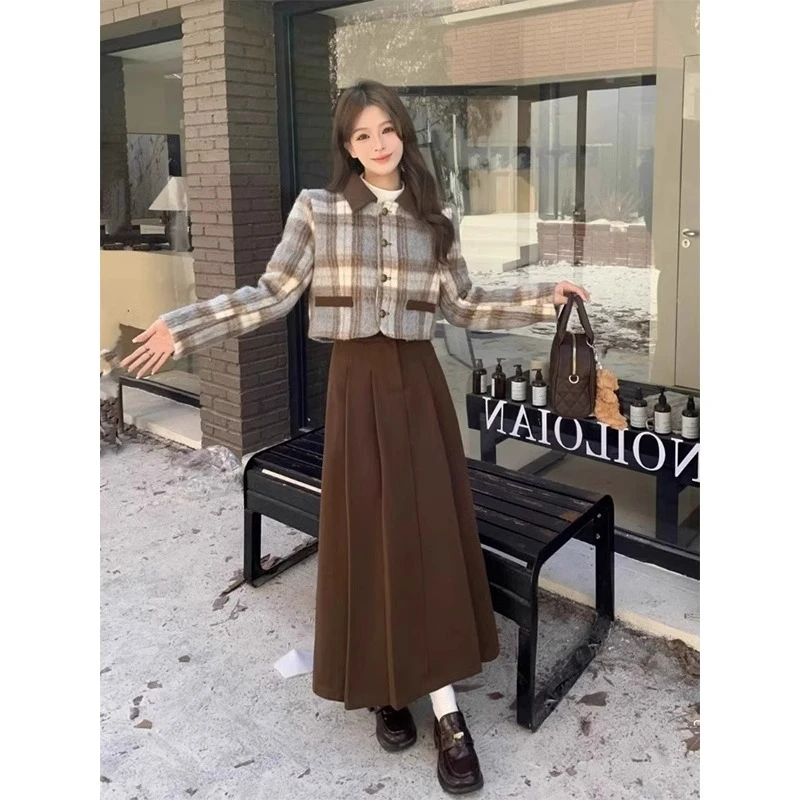 网红两件套毛呢外套女装秋冬2024新款百褶半身裙小香风套装裙子女