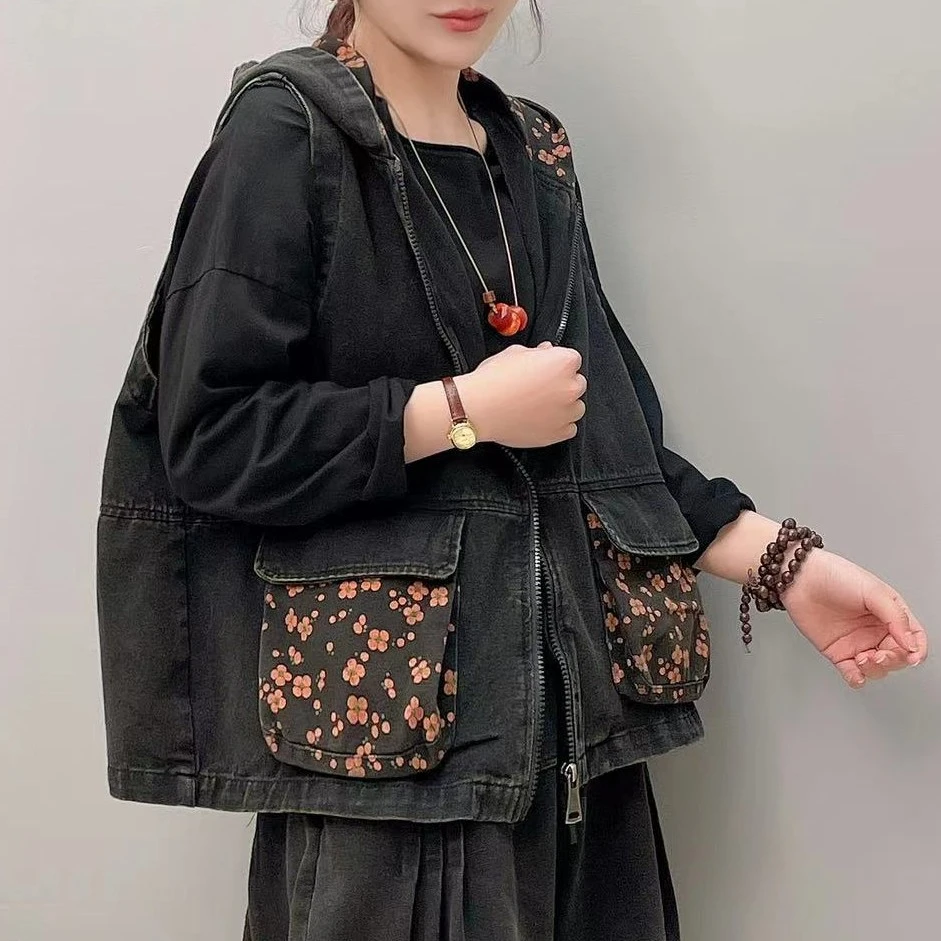 2013新款春秋百搭宽松口袋印花连帽马甲