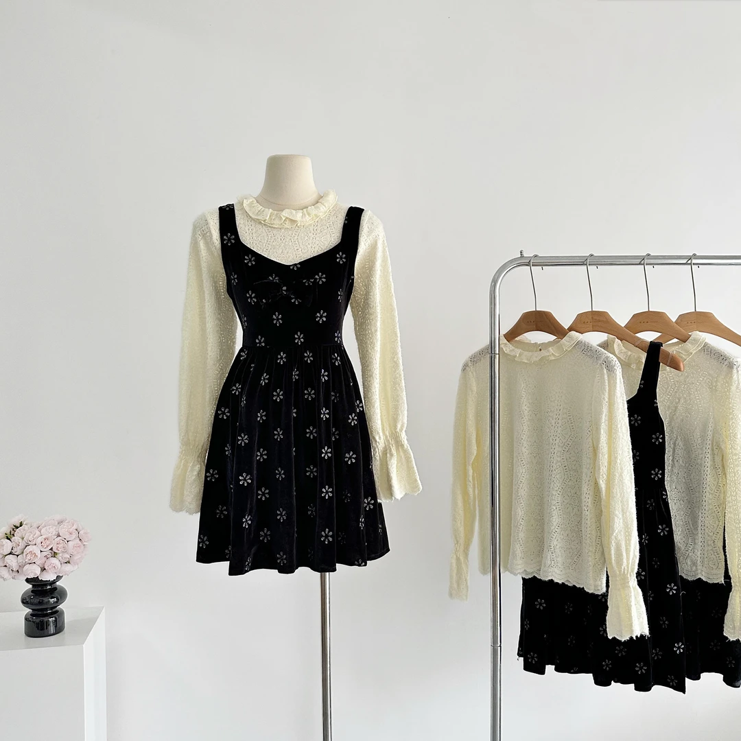 邂逅首尔 财阀小公主花朵丝绒收腰吊带裙女v领显瘦连衣裙秋冬套装