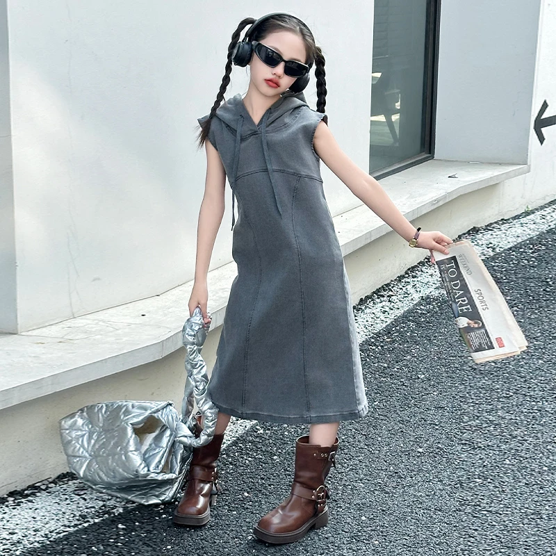 女童牛仔连衣裙儿童夏季新款无袖连帽裙子中大童宽松气质显瘦童装