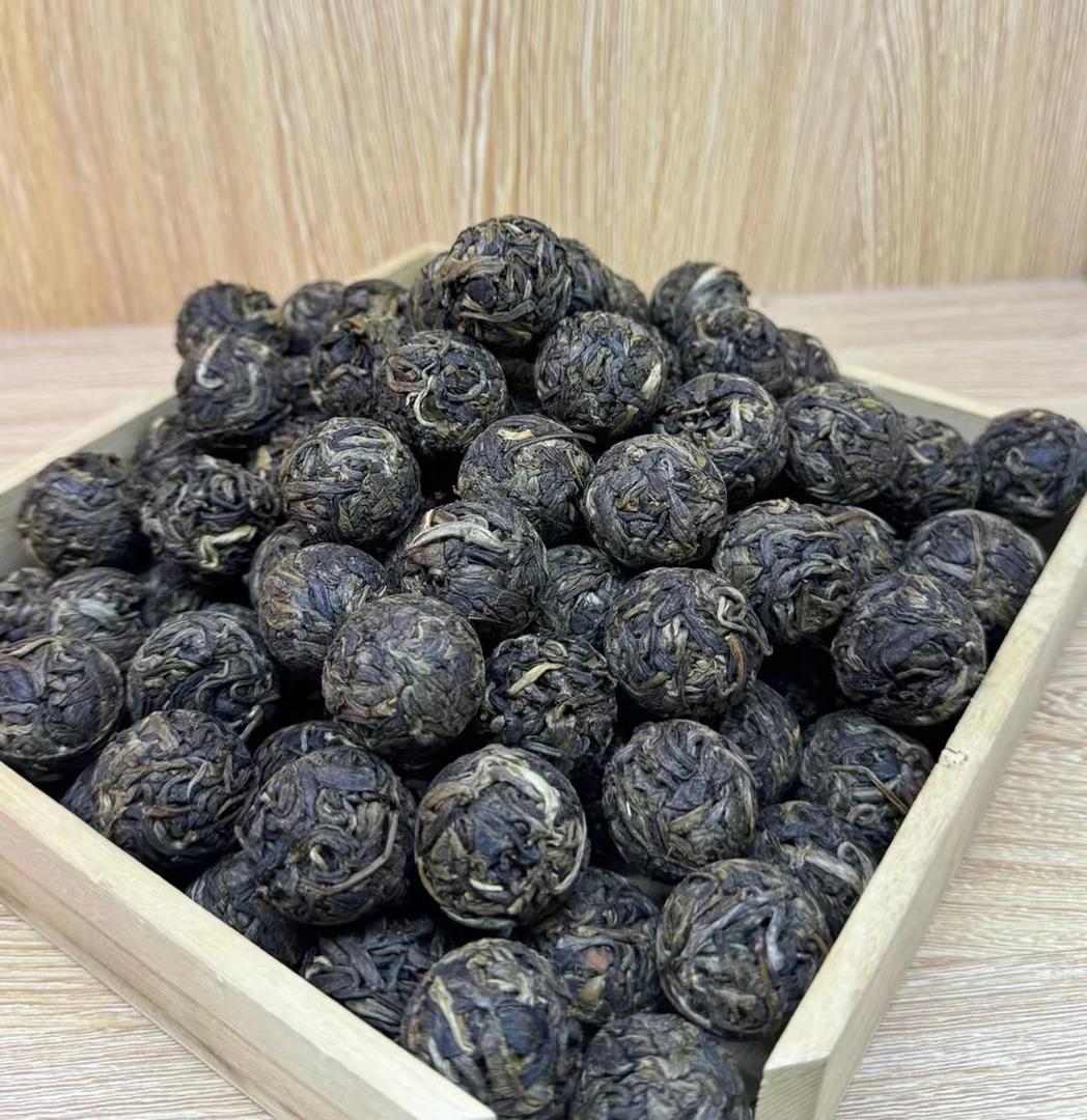 2019年  白莺山古树龙珠  普洱茶生茶   20颗/袋