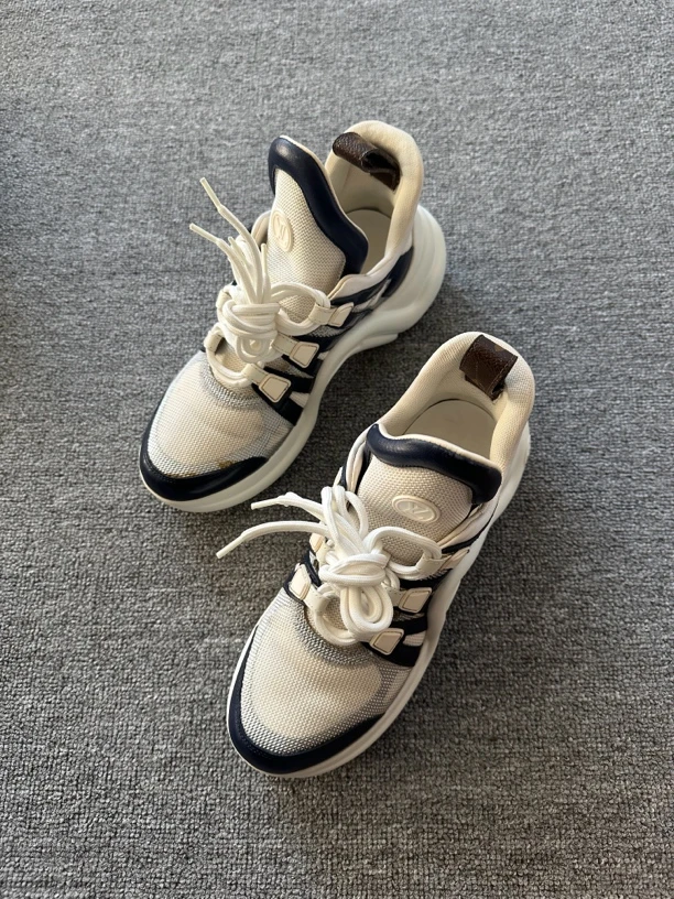 95新 LouisVuitton/路易威登 37码 拱桥老爹鞋 玫瑰粉配色