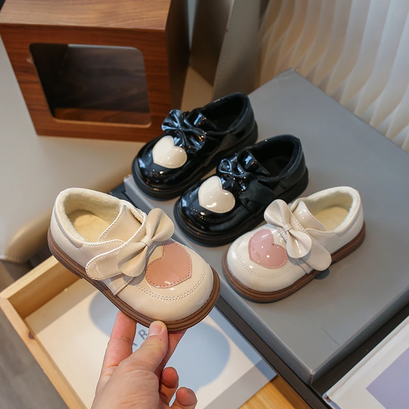 女童2023小皮鞋加绒女童新款英伦风软底公主鞋洋气蝴蝶结儿童棉鞋
