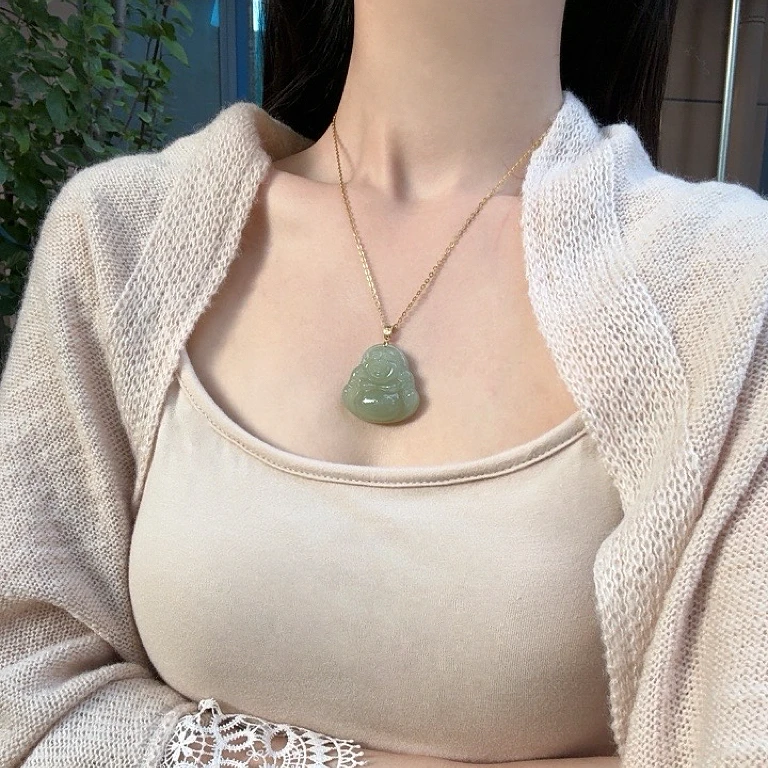 新疆料和田玉佛公18K金镶嵌轻奢女士款坠链百搭时尚气质精美绿色