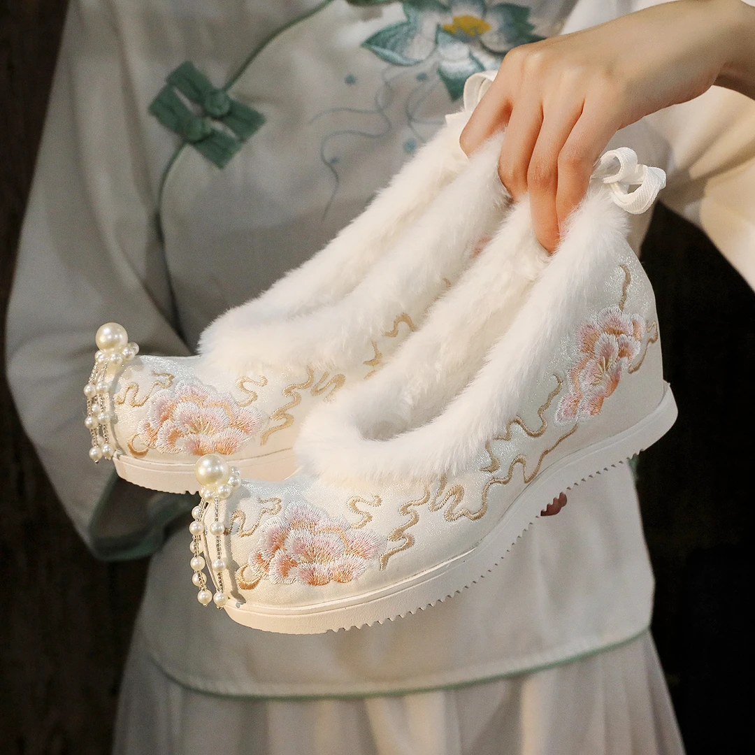 【云百莲加棉】汉服鞋子女冬季平底加厚秋冬复古中式保暖明制古风鞋