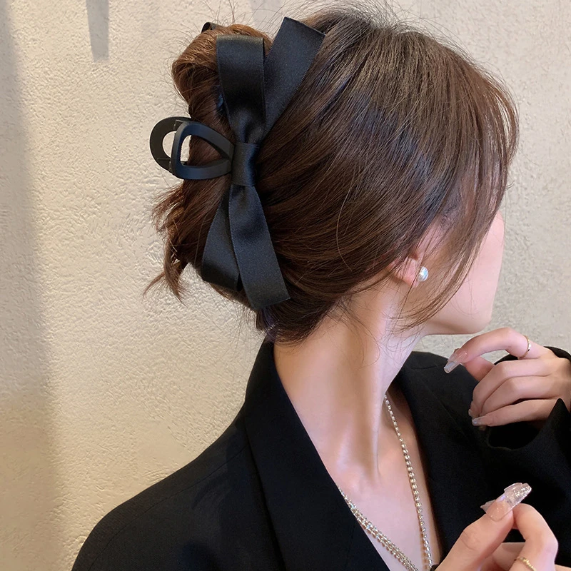 赫本风黑色蝴蝶结抓夹女大号高级感盘发网红发夹后脑勺鲨鱼夹头饰