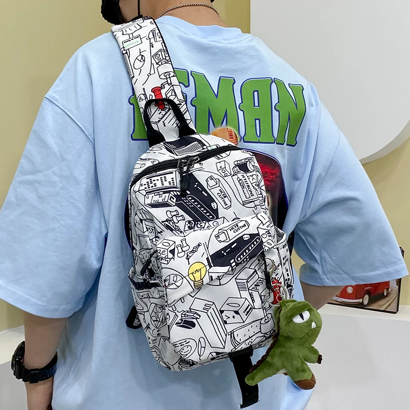 斜挎包男韩版潮胸包学生小背包ipad单肩包大容量新款旅游斜肩包女