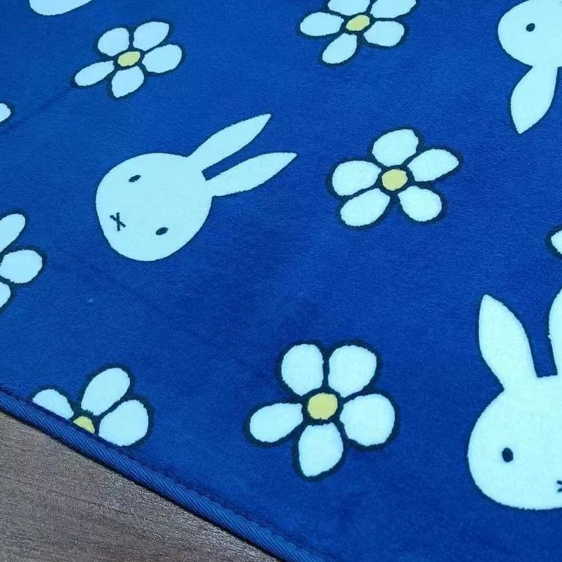 居家好物哎呦家10429蓝底大白兔地垫45x180cm