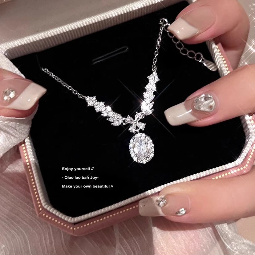 天使之翼项链女款2024新款爆款气质锁骨轻奢小众颈链