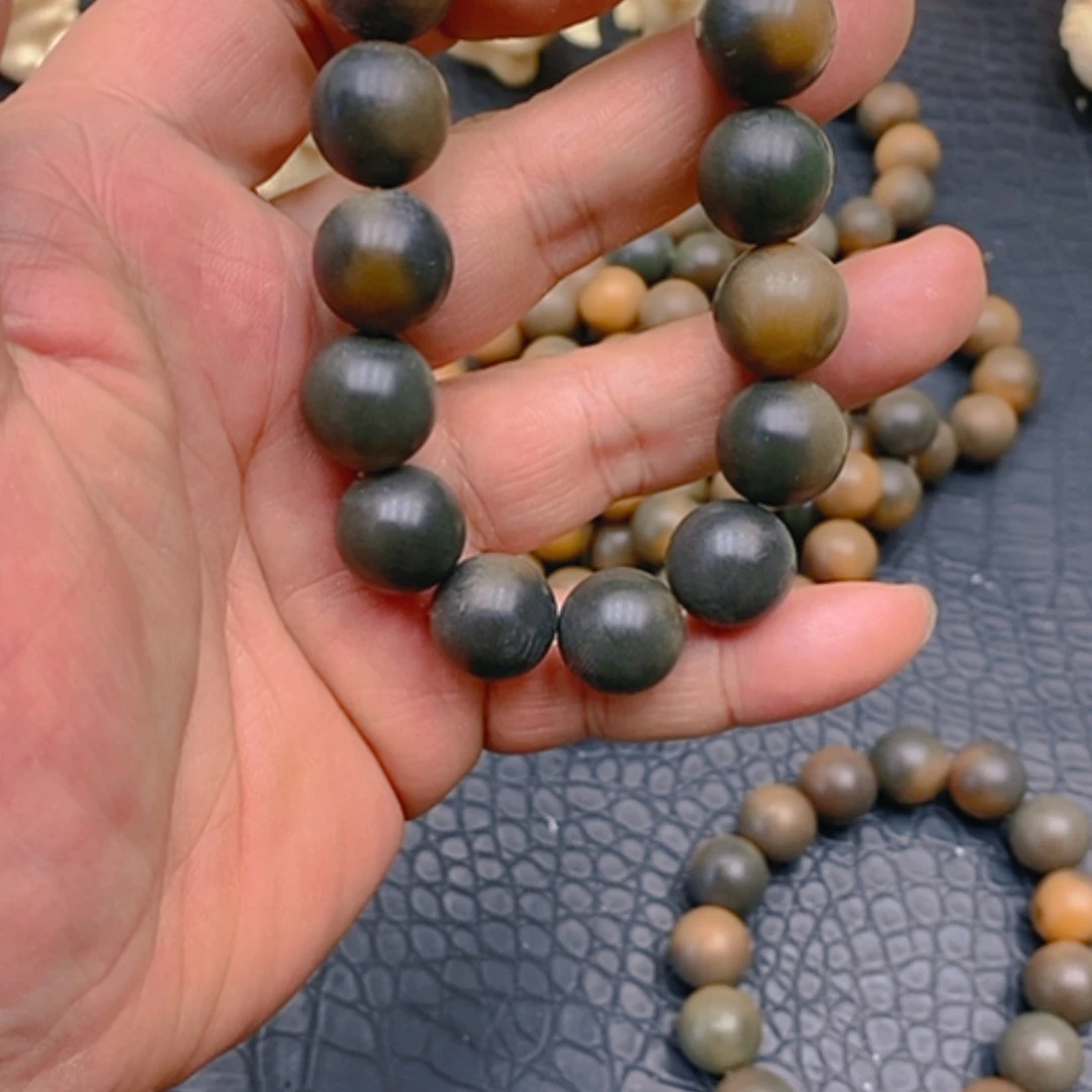 【闪购商品】白玉菩提吊坠花皮