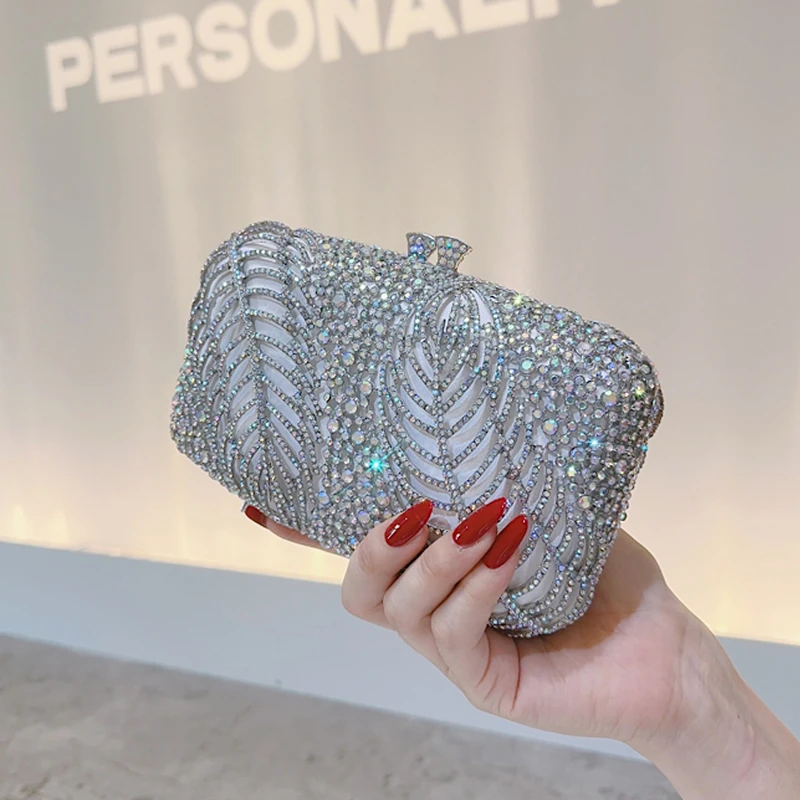 高定礼服气质亮钻搭配晚宴包宴会手拿包轻奢婚礼旗袍包水钻手包女