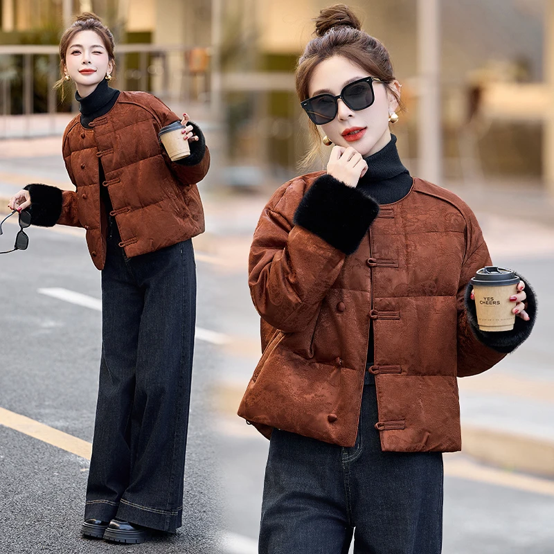 新中式国风提花羽绒服女2024年冬季复古盘扣小个子白鸭绒短款外套