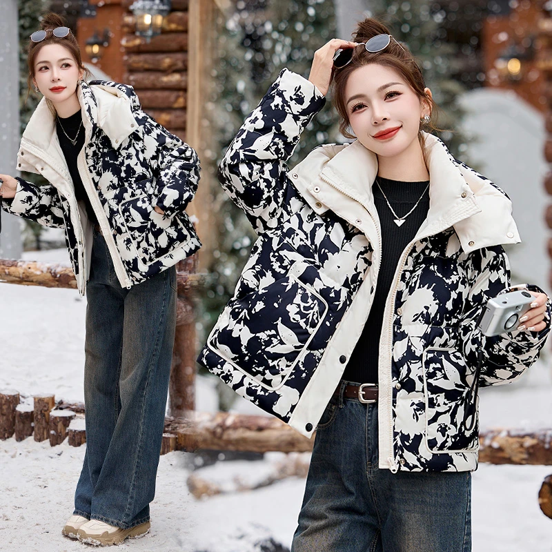 韩版时尚印花羽绒服女短款2024年冬季新款宽松百搭连帽小个子外套